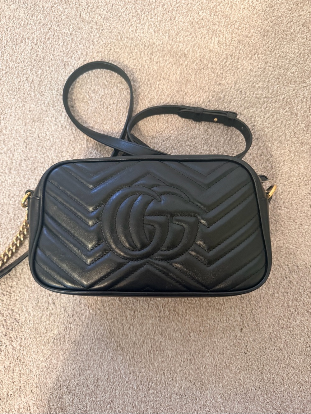 Gucci GG Marmont Small Black Leather Shoulder Bag - Picture 3 of 11